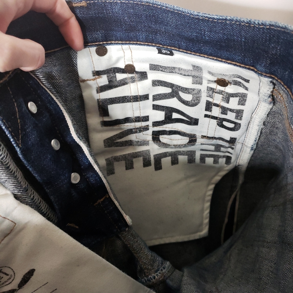 Rogue Territory RGT SK 15oz Raw Selvedge Denim - Picture 8 of 16